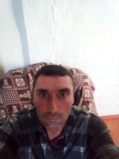 Владимир, Чита, 48 лет, 2 фото. Хотелось бы познакомиться с хорошей, милой, порядочной девушкой или женщиной, дети не проблема.