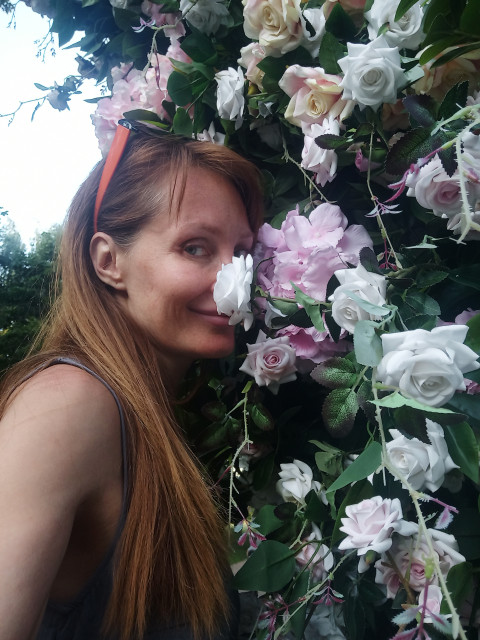 Аирпсм, Россия, Москва, 45 лет, 1 ребенок. Хочу найти Благородство и великодушие - эфирный небосвод души...С уважением отношусь к своему решению выйти замуж за достойного мужчину.