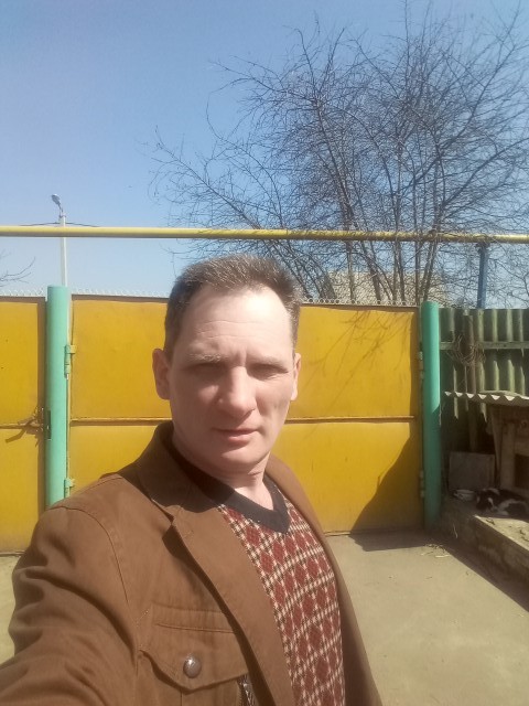 Евгений, Россия, Белгород, 55 лет, 2 ребенка. Здравствуйте. Познакомлюсь с хрупкой хозяйственной женщиной для серьёзных отношений. Не против детей