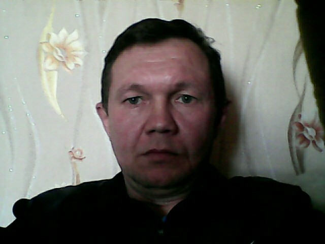 олег филиппов, Россия, Саратов, 49 лет, 1 ребенок. Устал добрую, нежную, милуюот одиночества, ищу девушку для с/о