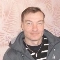 Виталий, Россия, Новокузнецк, 49 лет. Хочу найти Не большого роста. Худенькую. С короткой стрижкой. Добрую. Умную, можно в очках. Холост. Симпатичен. Весёлый. 