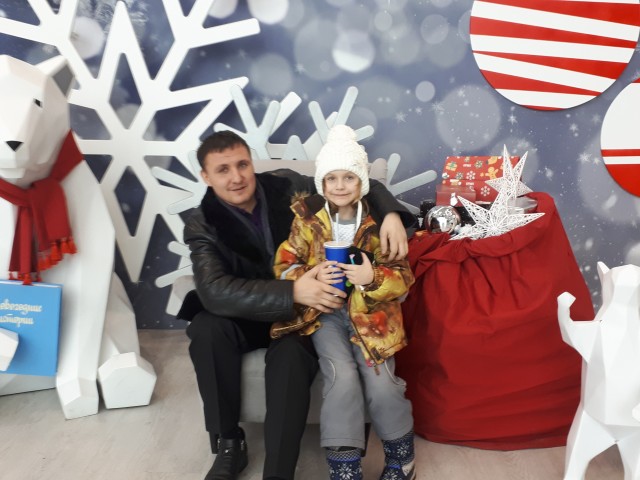 Александр, Россия, Санкт-Петербург, 40 лет, 2 ребенка. Интересный, веселый, жизнерадостный, люблю путешествовать, свой бизнес. 