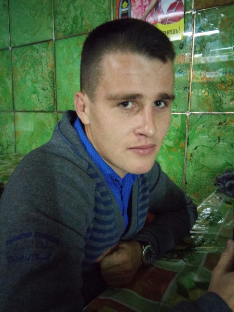 Олег, Россия, Севастополь, 30 лет, 2 ребенка. Знакомство без регистрации