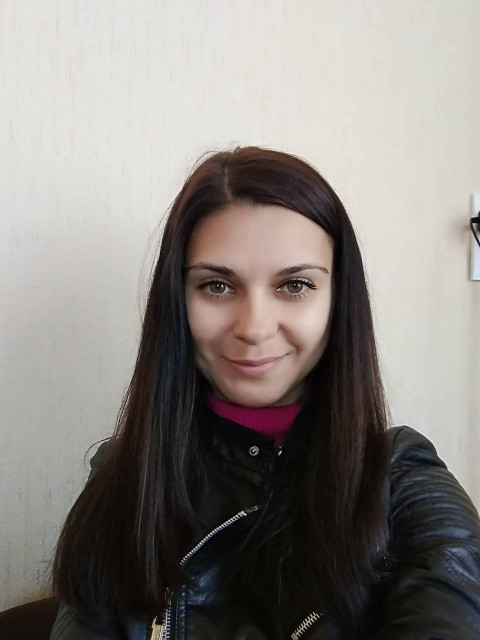 Татьяна, Россия, Луганск, 37 лет, 1 ребенок. Ищу спутника жизни. Порядочного, честного, ответственного. 