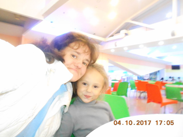 Виктория, Россия, Волгоград, 43 года, 1 ребенок. Хочу найти верного, надежного мужчинусамая обычная