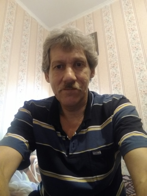 Евгений Игнатенко, Россия, Кингисепп, 55 лет, 1 ребенок. Расскажу все что интересует в переписке или если есть желание при встрече. 