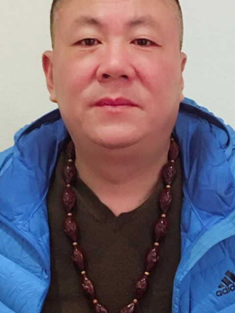 Dapeng, Россия, Луганск, 54 года. Живу в Китае
Город Чэнду
Провинции  Сычуань.
Работаю ,хочу иметь жену и детей.