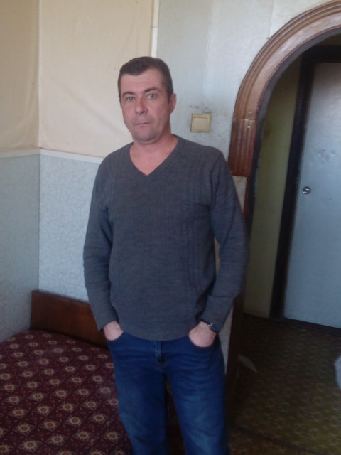 Эдуард, Россия, Новомосковск, 49 лет, 1 ребенок. Хочу найти Высокую, стройную, добруюЖиву в Новомосковском районе