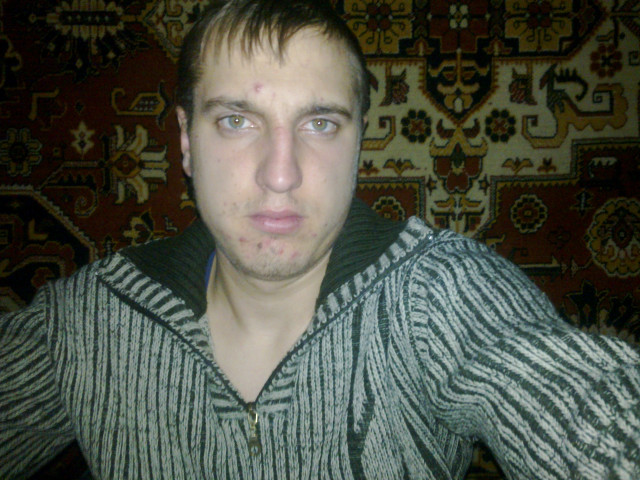 Владимир, Россия, Волгодонск, 33 года. Хочу найти очаровательную , красивую, умную, любящию без вредных привычек, Очаровательный парень, ласковый , добрый, умный и конечно же работающий, есть своё жильё! Люблю живо