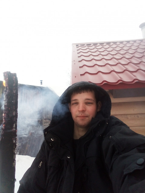 Аркадий, Россия, Екатеринбург, 32 года. Не пью, не курю. Ищу девушку для серьёзных отношений.