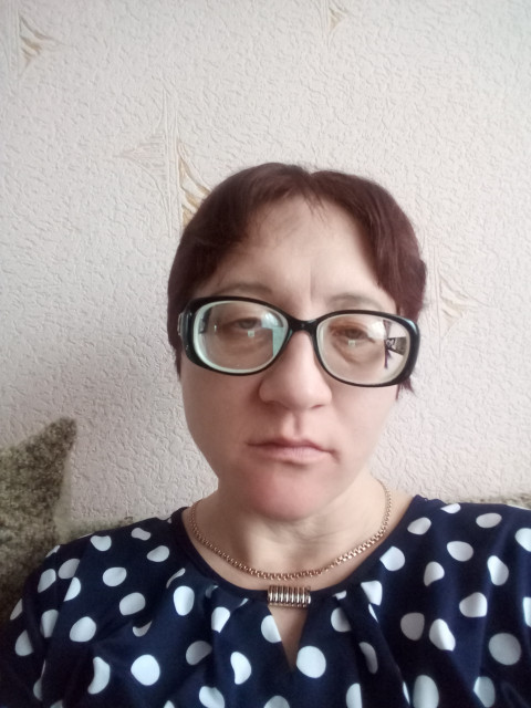 Алия, Россия, Казань, 45 лет. Добрая и стеснительная.Люблю читать