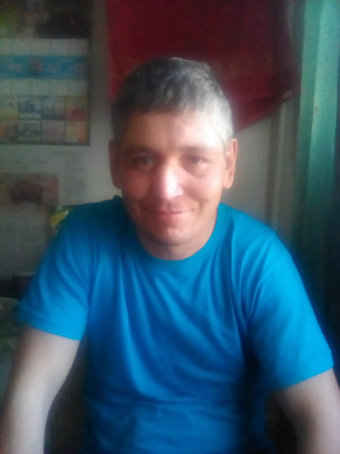 Павел, Россия, Элиста, 42 года. Симпатичный с чувством юмора.курю не пью