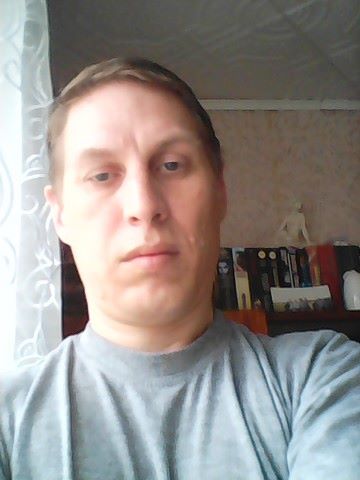 Виктор Филатов, Ростов-на-Дону, 43 года, 1 ребенок. Хочу найти ищю женщину 29 35 и даже по старше просто чтоб понемала и уважала Анкета 356544. 