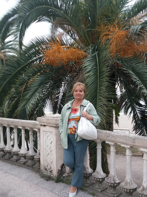 Галина, Россия, Санкт-Петербург, 64 года, 1 ребенок. Хочу найти Доброго надежного верногоДобраяя позитивная скромная обаятельная