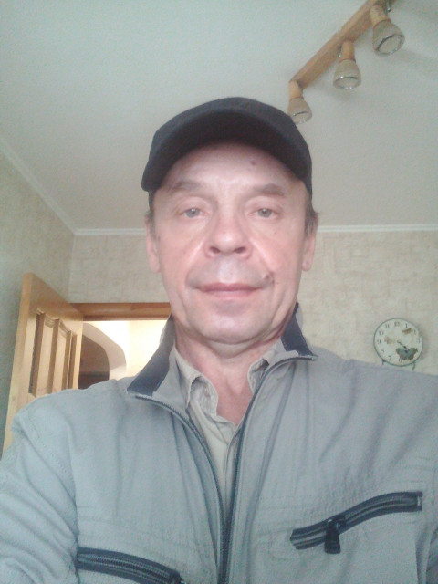 Владимир, Россия, Йошкар-Ола, 55 лет. Хочу найти Русскую добропорядочную женщинуОбычный русский мужчина, с золотыми руками, любящий детей, свободен, работаю