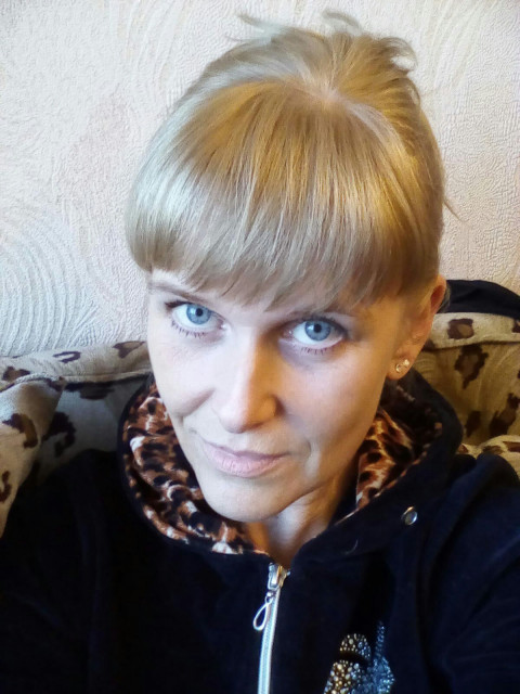Оксана, Россия, Москва, 49 лет, 1 ребенок. Познакомлюсь для создания семьи.