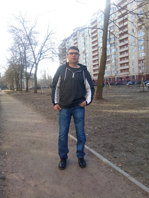 Анатолий, Россия, Санкт-Петербург, 42 года, 1 ребенок. Познакомиться без регистрации.