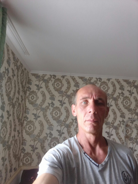 Андрей, Россия, Краснодар, 47 лет, 2 ребенка. Спокойный, трудолюбивый, с чувством юмора, очень люблю детей. 