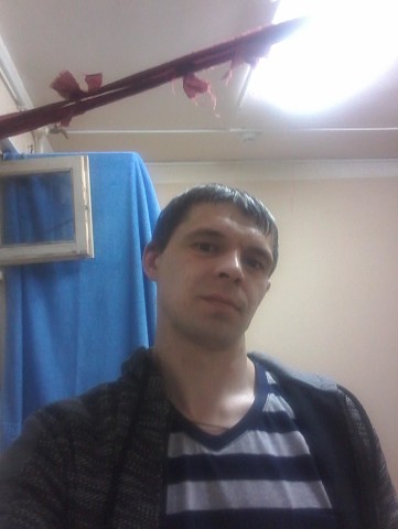николай романович процевят, Россия, Луганск, 36 лет. добрый, верный, честный, с нормальным чувством юмора. 