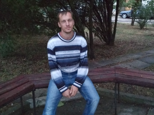 Кирилл, Россия, Ижевск, 40 лет, 2 ребенка. Он ищет её: Любую до 35 лет Познакомлюсь для серьезных отношений работаю в торговле хобби рыбалка 35 лет