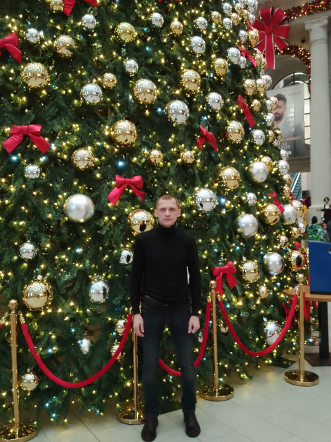 Константин, Москва, 52 года, 27 фото. Хотелось бы встретить, нормальную женщину, которая как и я хочет отношений при взаимной симпатии......  Анкета 369772. 