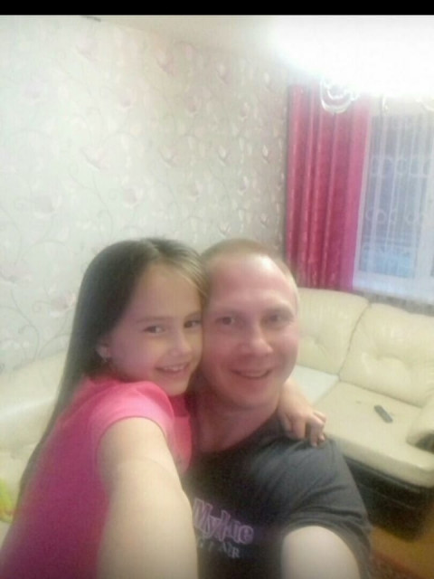 Сергей, Россия, Москва, 44 года, 2 ребенка. Он ищет её: Для серьёзных отношений . Чтоб была моя женщина , домашний и уютнойВесёлый , добрый. Не люблю когда обманывают. А ещё я люблю готовить