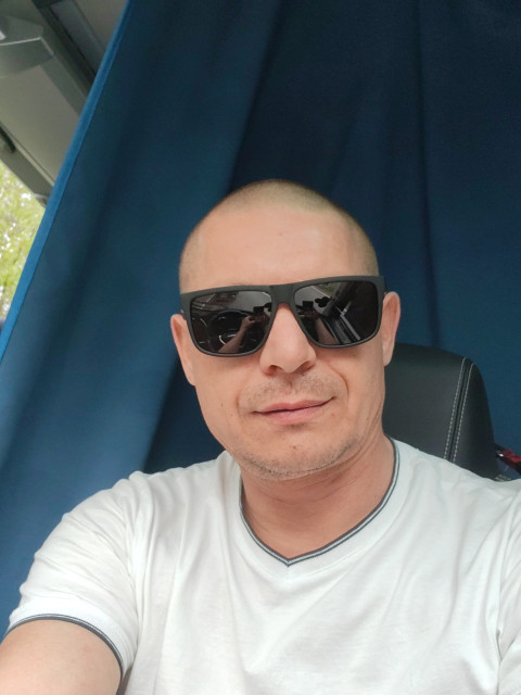 Сергей, Россия, Санкт-Петербург, 45 лет. Я