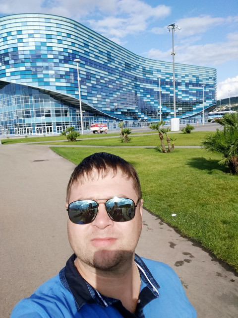 Ильгиз, Россия, Нижний Новгород, 45 лет, 2 ребенка. Хочу найти Добрую, та что поддержит даже просто прикосновениемВ разводе. Живу один. Ищу серьезные отношения. Нуждаюсь в теплоте и домашнем уюте. Спокоен, уравнове