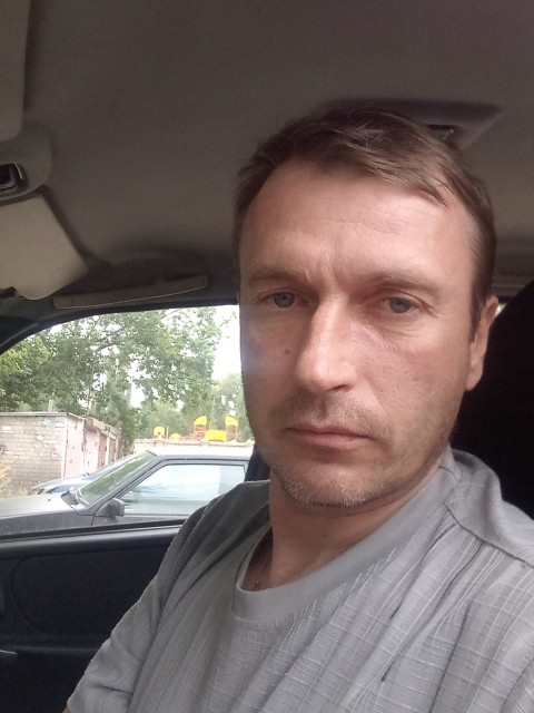 Дмитрий, Россия, Воронеж, 48 лет. Хочу найти терпеливую, добрую, верную. Люблю отдыхать на море в отпуске. 