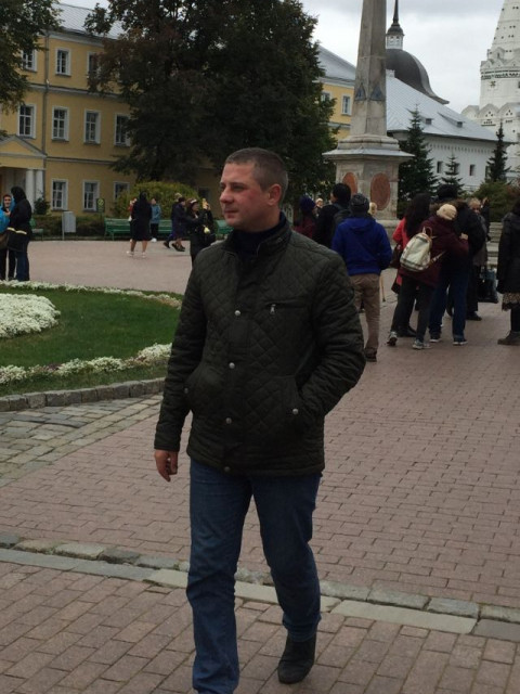 роман павлов, Россия, Москва, 42 года, 1 ребенок. Он ищет её: Моя цель найти девушку для создания семьи. Ищу добрую, ту скоторая  будем понимать тебя с полуслова. Анкета 374230. 