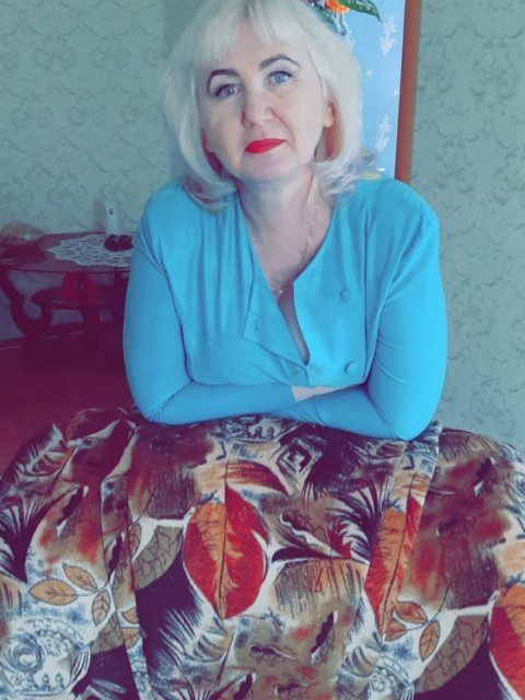 Светлана, Россия, Яровое, 55 лет, 1 ребенок. Хочу серьёзных отношений. Добрая, открытая и надежная. 