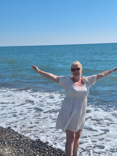 Марина, Россия, Москва, 49 лет, 1 ребенок. Ищу мужчину для общения, дружбы, совместных путешествий  Анкета 376432. 