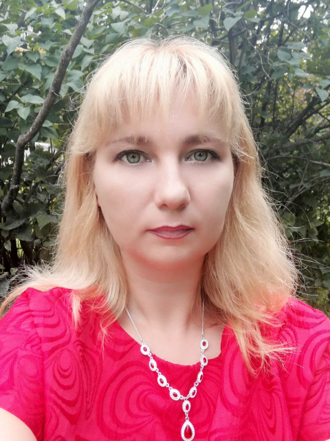 Елена, Россия, Москва, 45 лет, 1 ребенок. Она ищет его: Спокойного, порядочного, для серьезных отношений. 