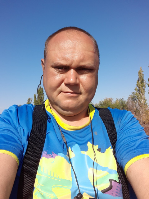 Сергей, Россия, Зерноград, 43 года, 1 ребенок. Хочу найти Симпатичную умницуУзнаете в общении. 