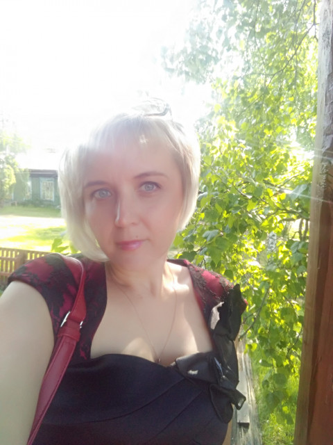 Ольга, Россия, Саянск, 42 года, 2 ребенка. Активная и жизнелюбивая. Для меня очень важны семейные ценности и традиции. Хорошо готовлю, аккуратн