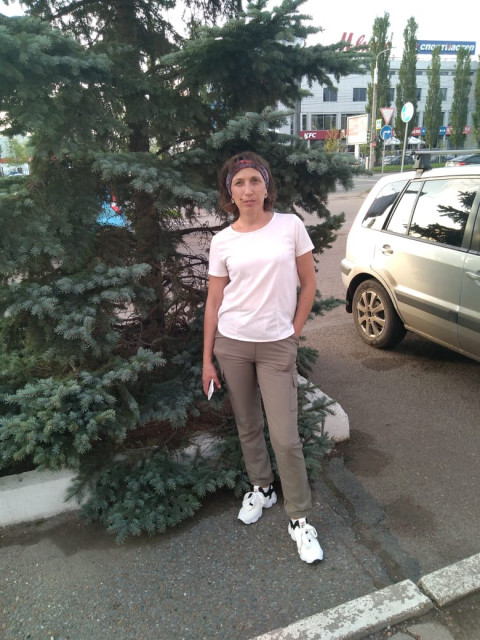 Светлана, Россия, Уфа, 47 лет, 3 ребенка. Она ищет его: Заботливого , нежного и любящего мужчину. 
