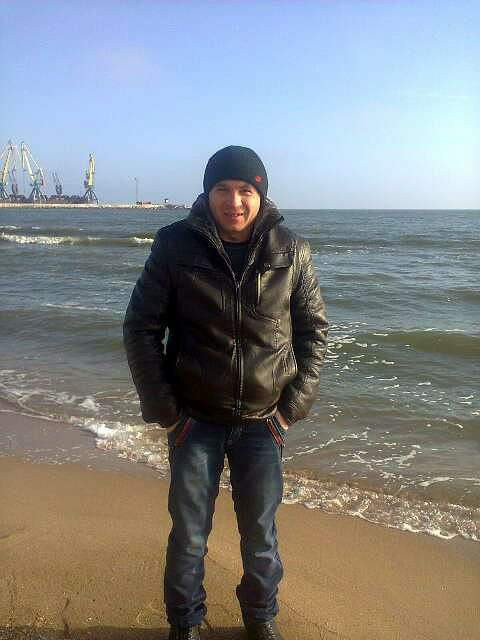 Антон, Украина, Киев, 36 лет. Познакомлюсь для создания семьи.