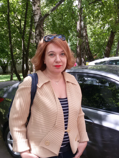 Светлана, Россия, Москва, 50 лет. Хочу найти Позитивного, активного, самодостаточного, трудолюбивого. Не альфонса. Не зануду. С руками и головой Позитивная. Не глупая. Люблю детей и жизнь во всех её проявлениях. С чувством юмора. Ищу одного и на