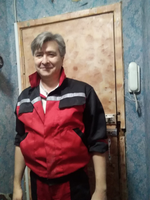 Алексей, Россия, Санкт-Петербург, 52 года, 1 ребенок. Хочу найти ХозяйкуЛенинград русский профессиональный электрик