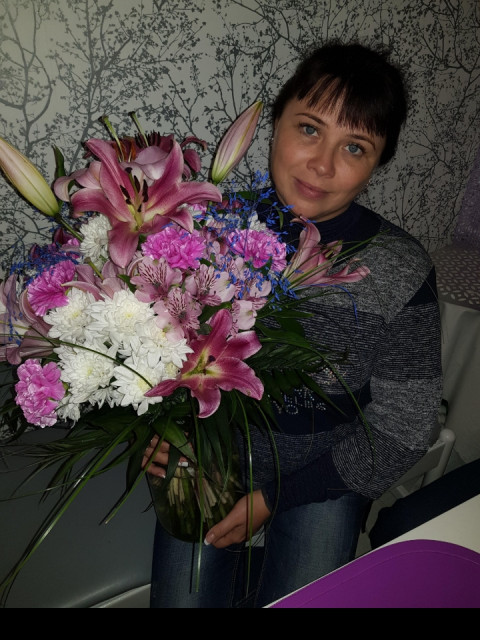 Наталья, Украина, Киев, 46 лет, 2 ребенка. Хочу найти Просто нормального мужчину... 
 С которым будет обоюдно интересно. 