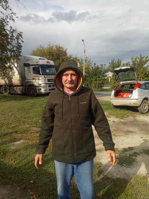 Владимир, Россия, Нижний Новгород, 59 лет. Хочу найти Правильную, стройная, худенькая, полная, человеком что бы была. 