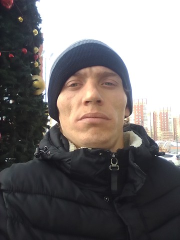 Александр Лисин, Россия, Оренбург, 32 года. Хочу найти БрюнеткуРаботаю