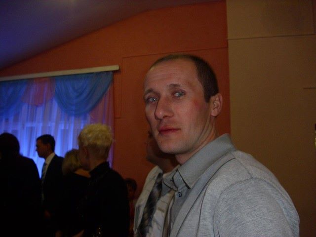 олег епимашко, Беларусь, Жодино, 43 года, 2 ребенка. Хочу найти доброго чистого понимающего и терпеливого потому-что терпеть придется только мое не прибывание дома 