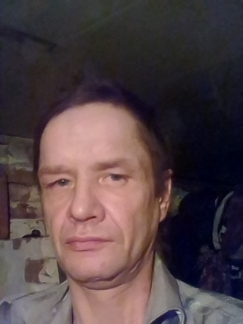 Юрий, Россия, Тюмень, 50 лет. Хочу найти Обычную можно без тараканов. Или только с маленькими. 