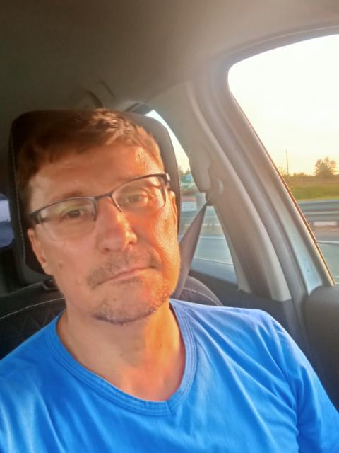 Юрий, Россия, Москва, 51 год. Ищу женщину для создания семьи, не курю. Детей нет, но хотелось бы. Живу в Люберцах