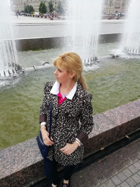 Ирина, Россия, Санкт-Петербург, 52 года, 1 ребенок. Добрая, открытая, порядочная... высшее образование. Выгляжу моложе своих лет... Ну а все остальное р