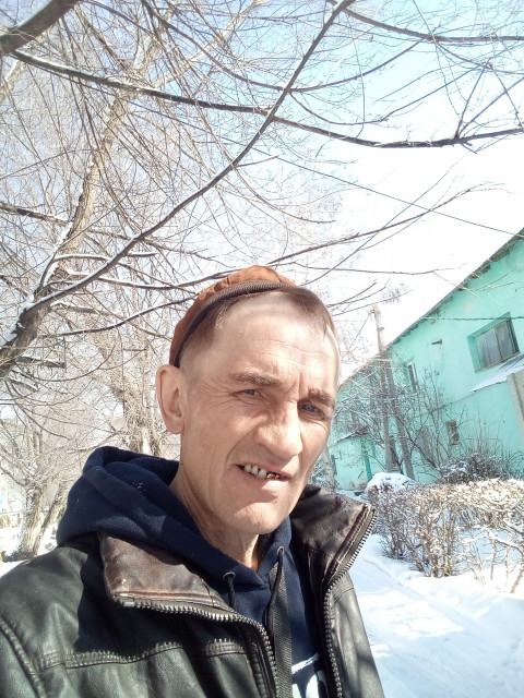 Андрей, Казахстан, Алматы (Алма-Ата), 50 лет. Активный, целеустремлённый мужчина.ищу девушку для создания крепкой семьи.предпочтение,отдаю,спорту,