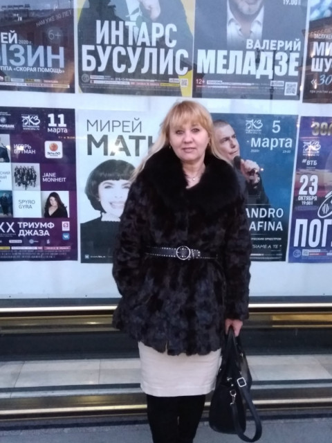 Ольга, Россия, Санкт-Петербург, 55 лет, 1 ребенок. Я в разводе с 1997 г. Есть дочь 24 года , живёт отдельно. Я живу одна. Работаю . Занимаюсь спортом, 
