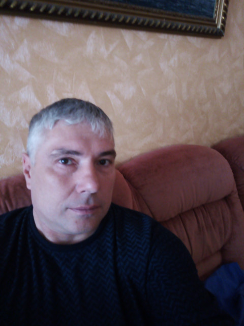 Олег, Россия, Новосибирск, 52 года, 2 ребенка. В разводе. Дети взрослые. Образование средние специальное. Работаю автокрановщиком