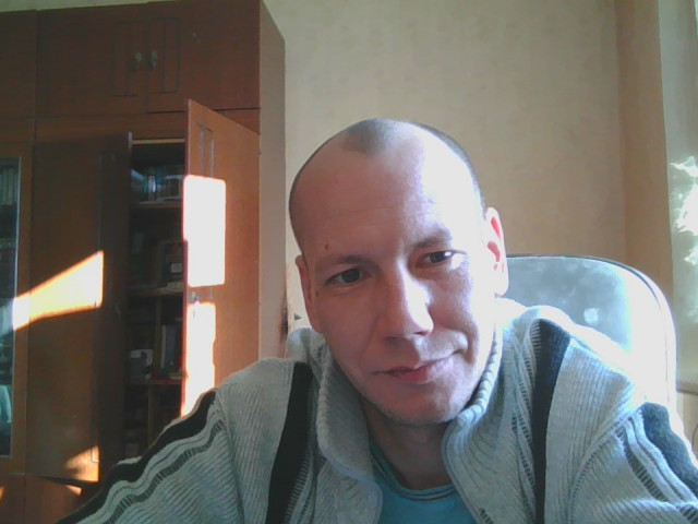 Олег, Россия, Волжский, 42 года. Он ищет её: ДобруюВесёлый парень
